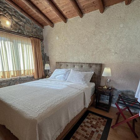 The Little Stone House By The Lake Kastoria Exterior foto