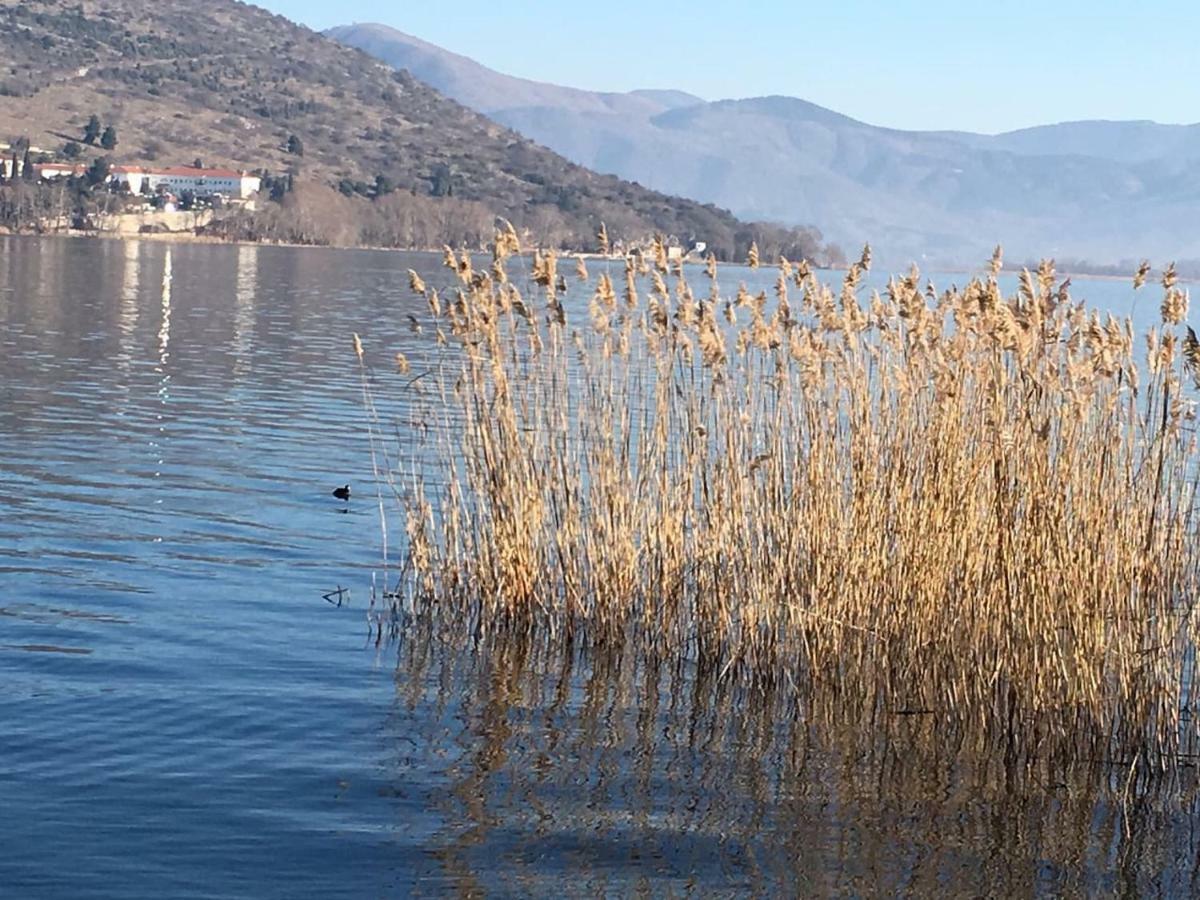 The Little Stone House By The Lake Kastoria Exterior foto