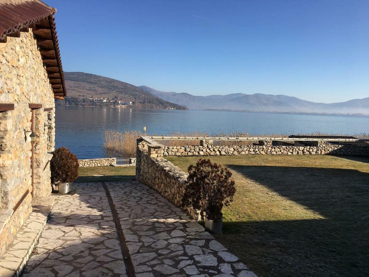 The Little Stone House By The Lake Kastoria Exterior foto