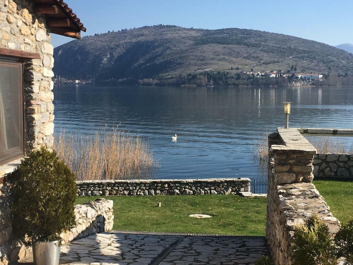 The Little Stone House By The Lake Kastoria Exterior foto
